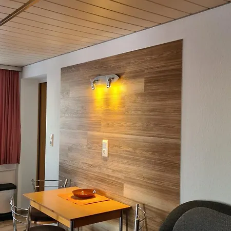 Hauptmann Apartment *